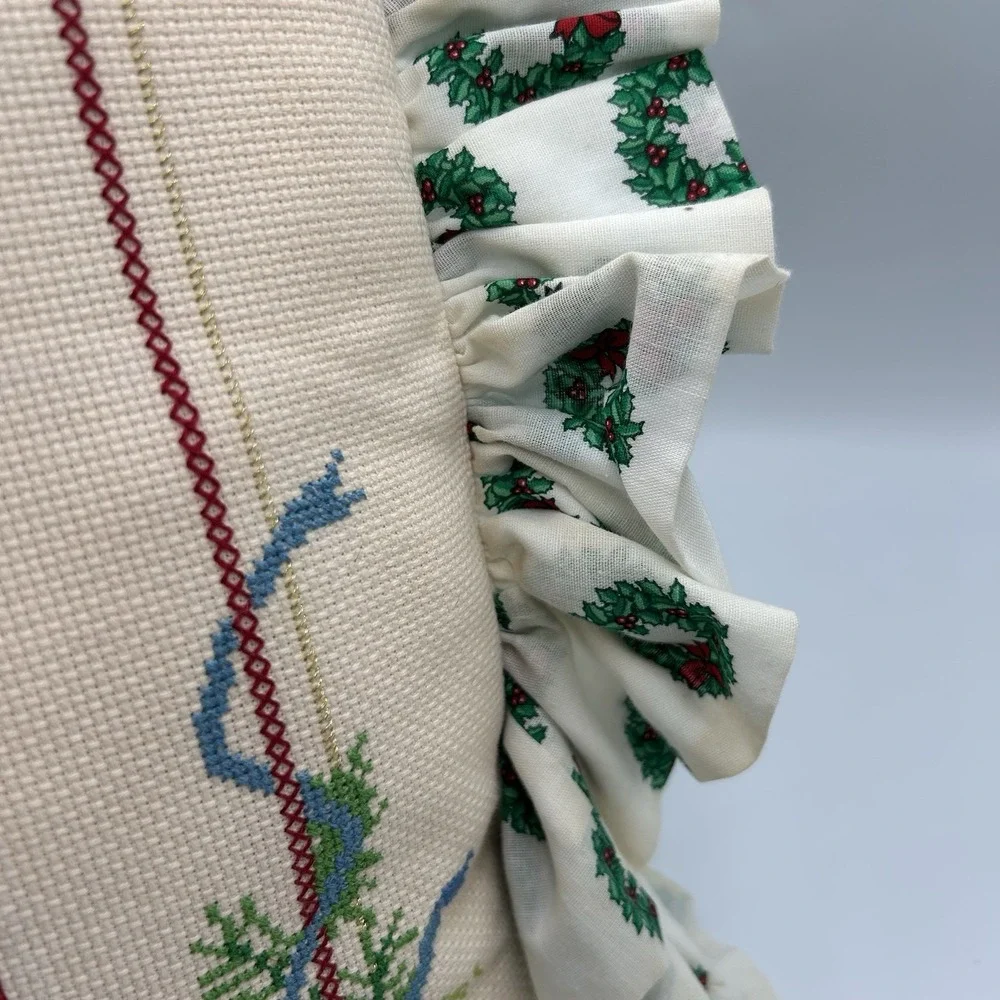 Vtg Original Cross Stitch‎ Santa Claus & Christmas Pillow